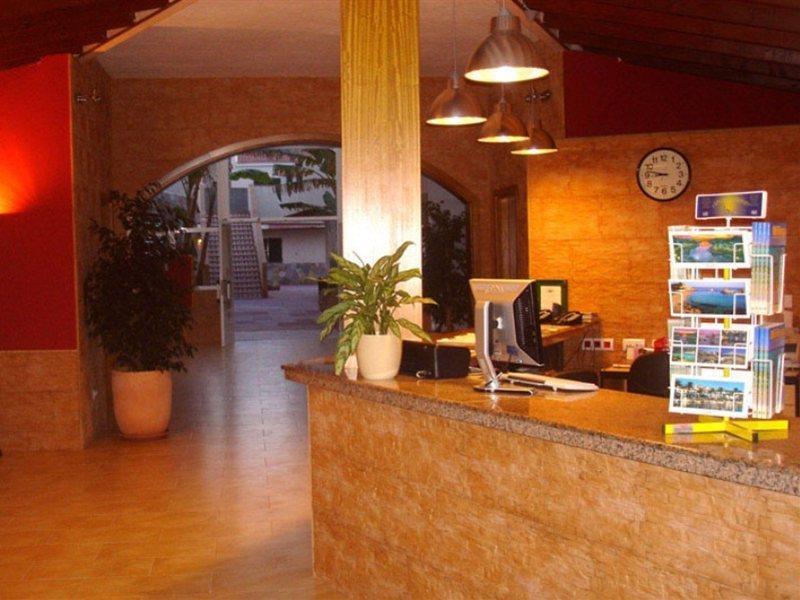 Moon Dreams Lentiscos Hotel 2*